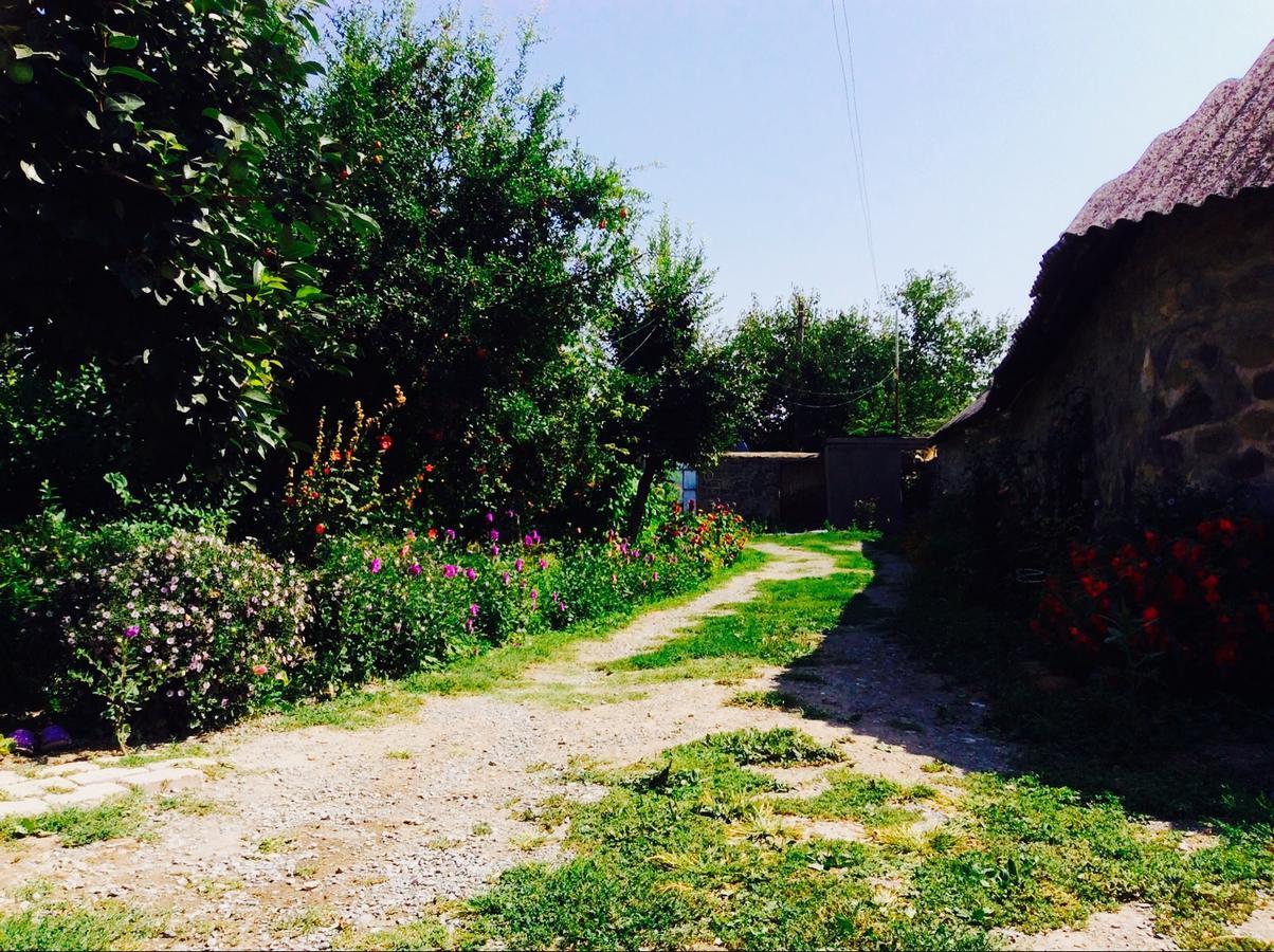 House On Ashiq Cuma Street 8 Bed & Breakfast Sheki Exterior photo