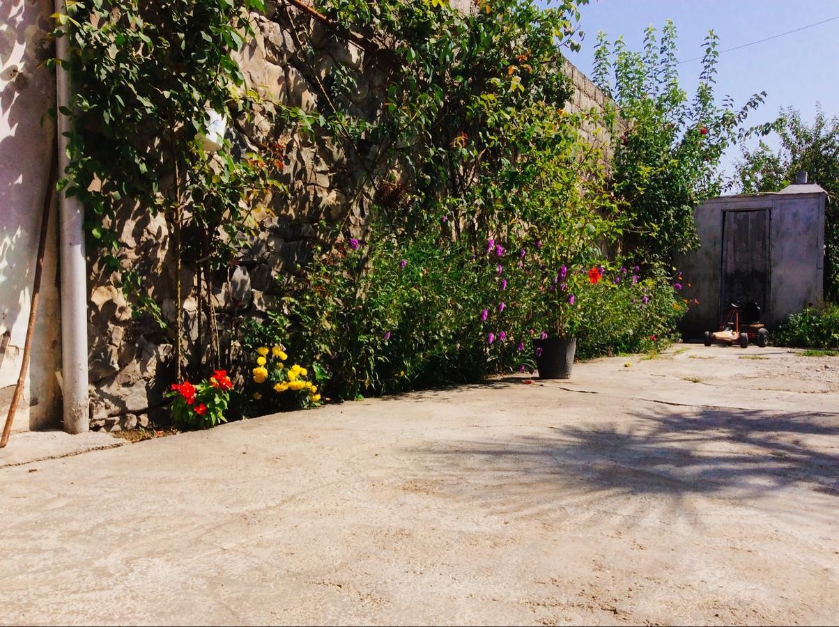 House On Ashiq Cuma Street 8 Bed & Breakfast Sheki Exterior photo